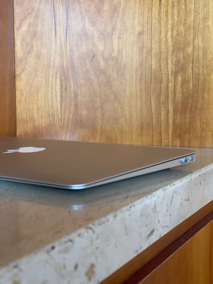 APPLE - Macbook Air 11’