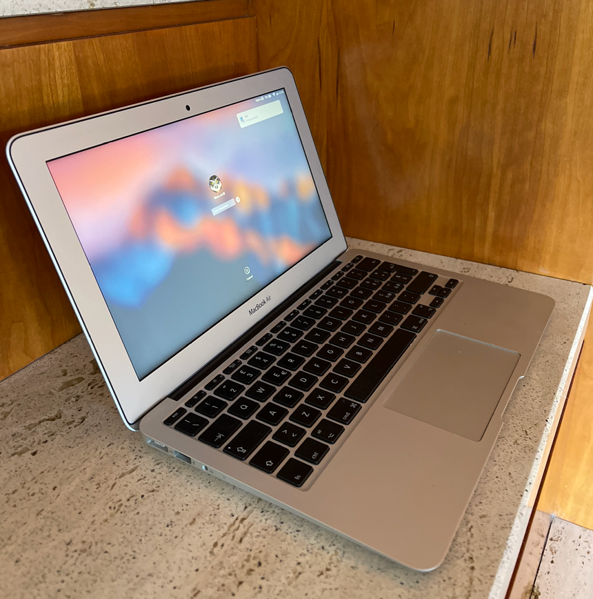 APPLE - Macbook Air 11’